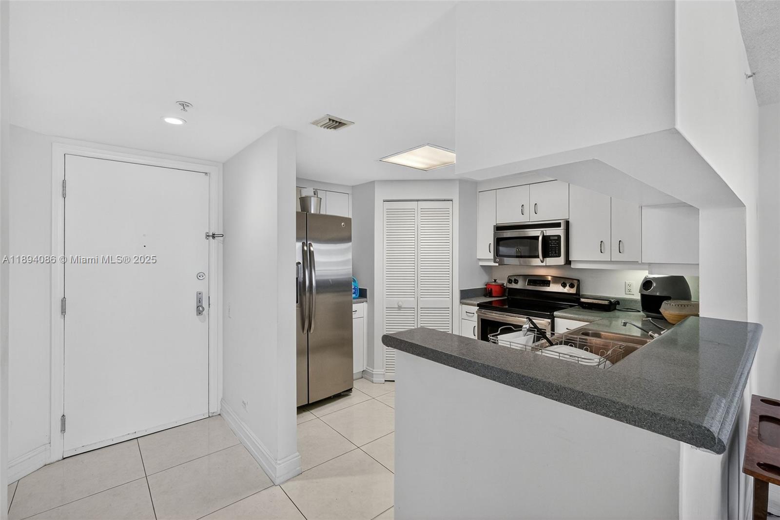 Property photo # 7