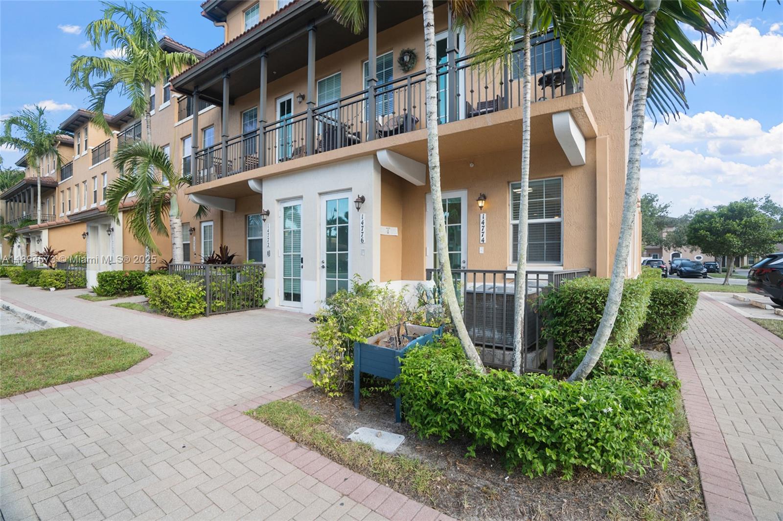 Property photo # 0