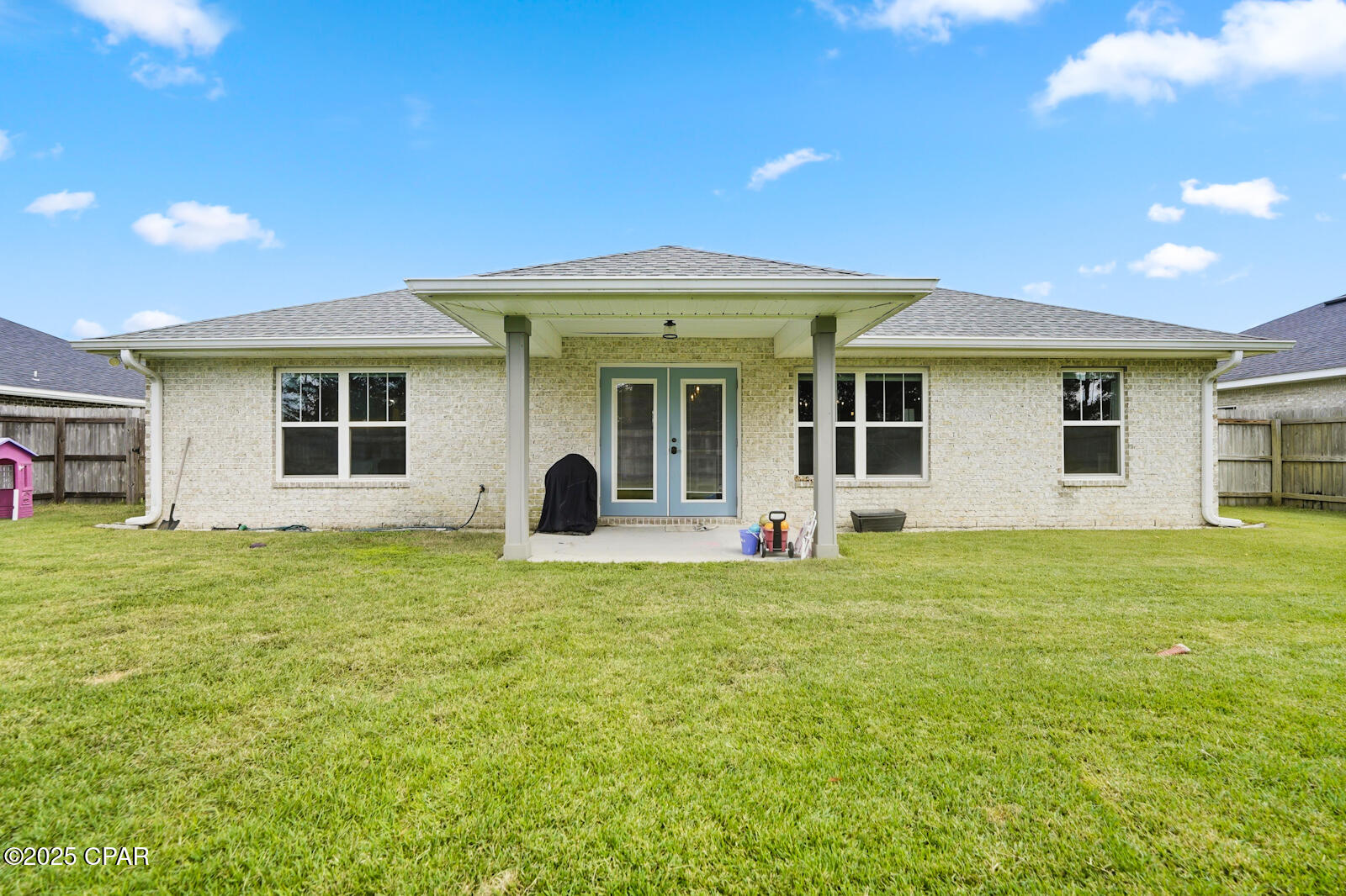 M324vyy6vrhrj_djgrbd3dmunperunzclebbw1kzsmq