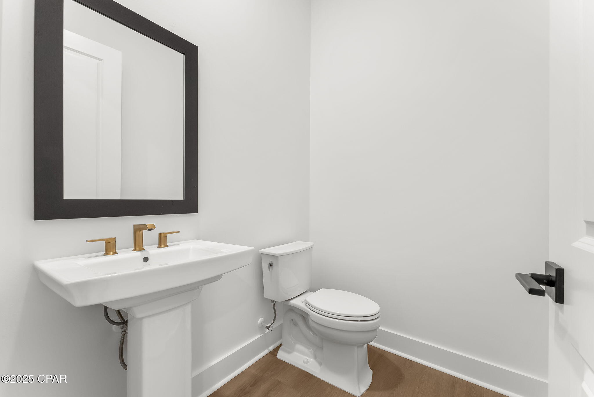 F93ur9okbkk8tx_cuyrscfrai737lw8 Gylavfiqi8w