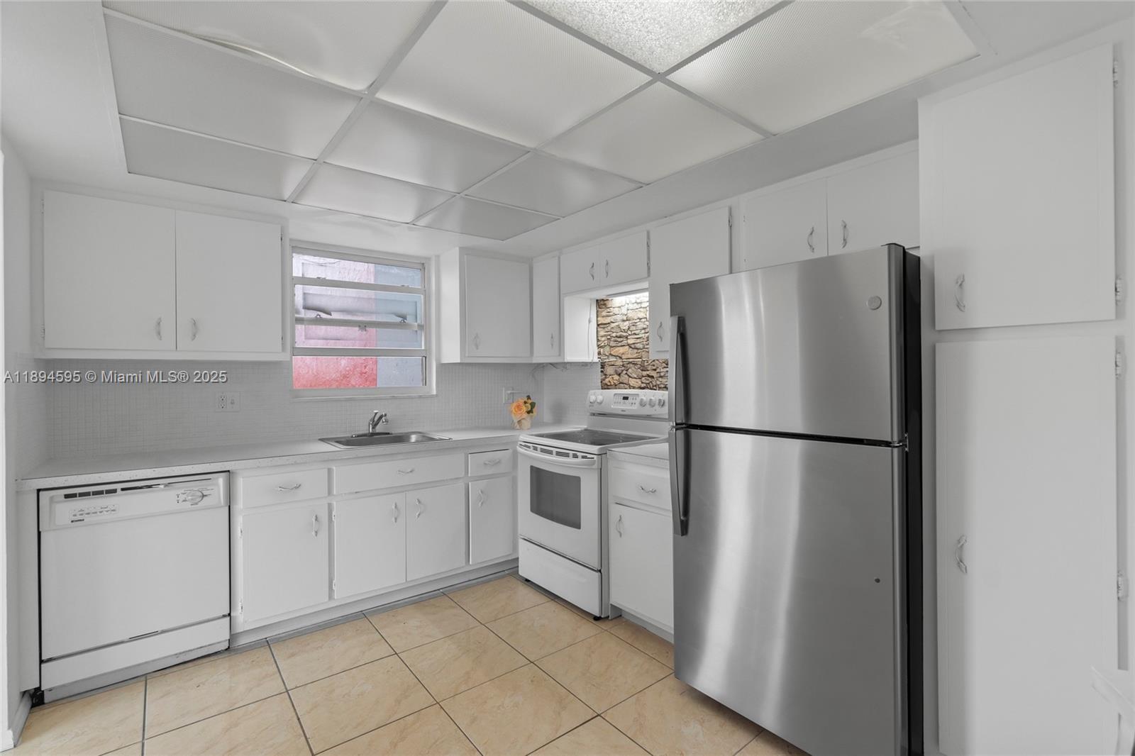 Property photo # 9