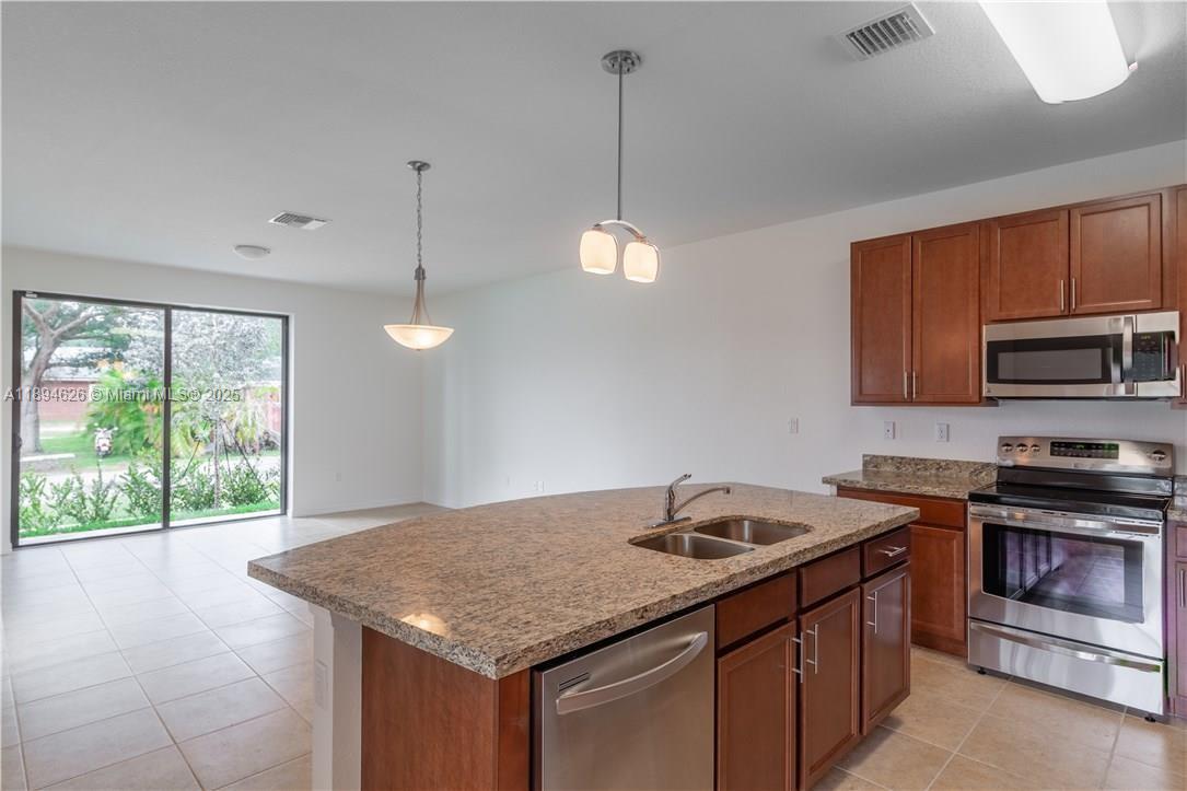 Property photo # 9