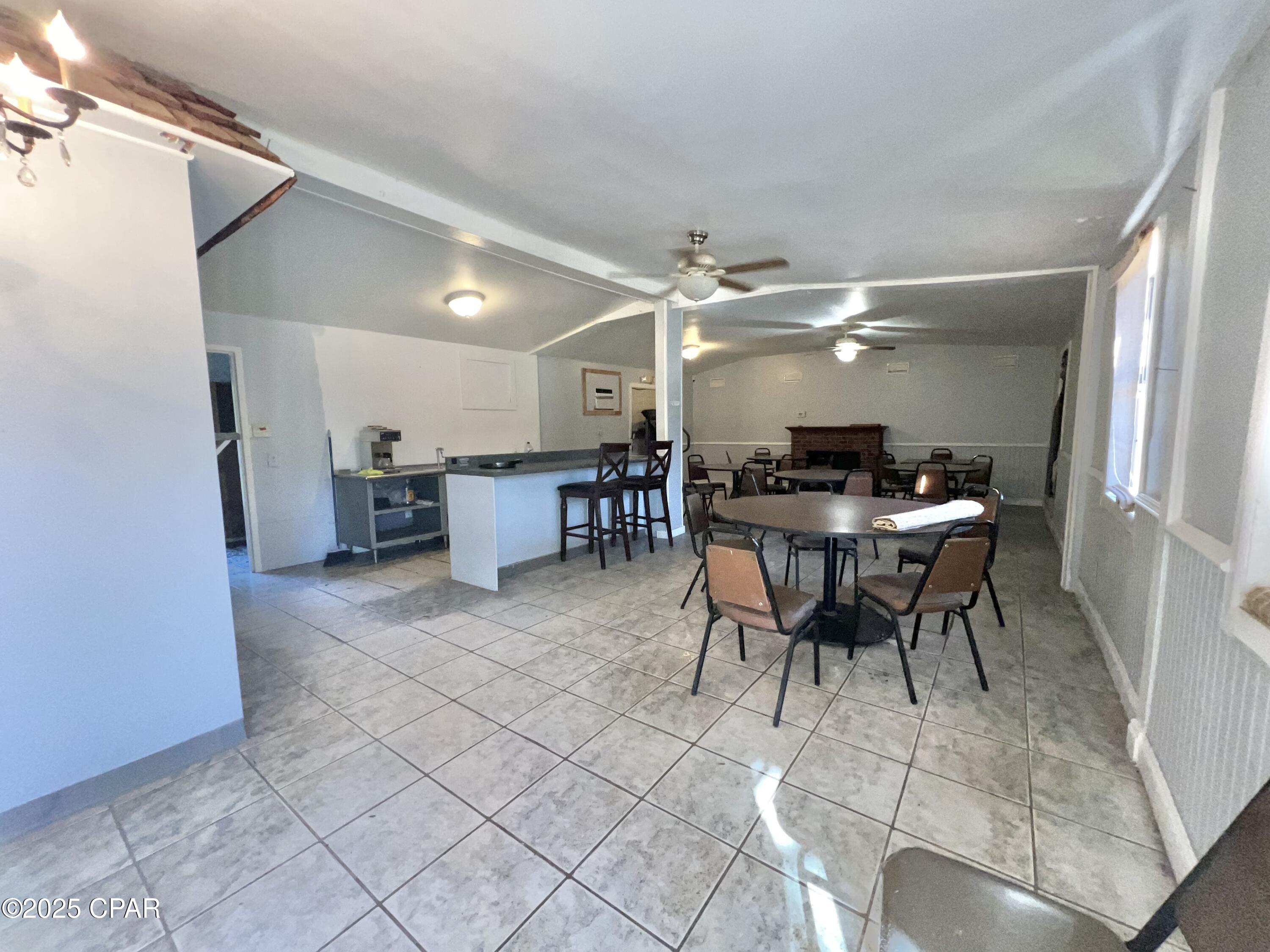 Image 3 For 7700 Us Highway 90