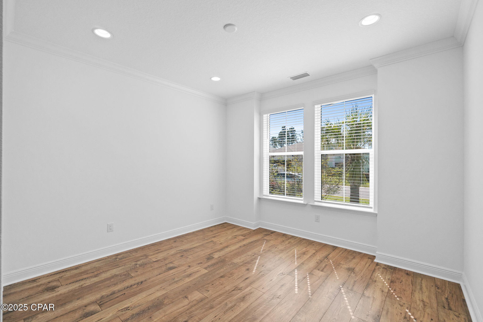 Qb_yhp7avwmuww6vkzeppeqc74ij2cyi7nmsky_ryku