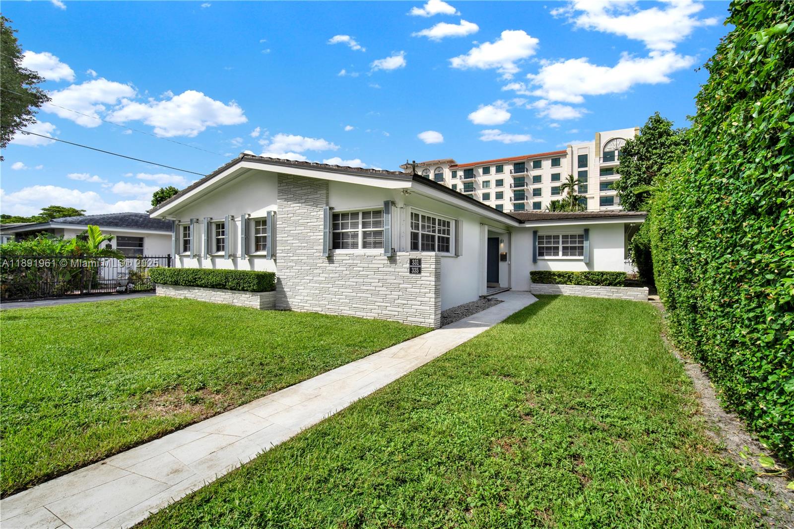 Property photo # 0