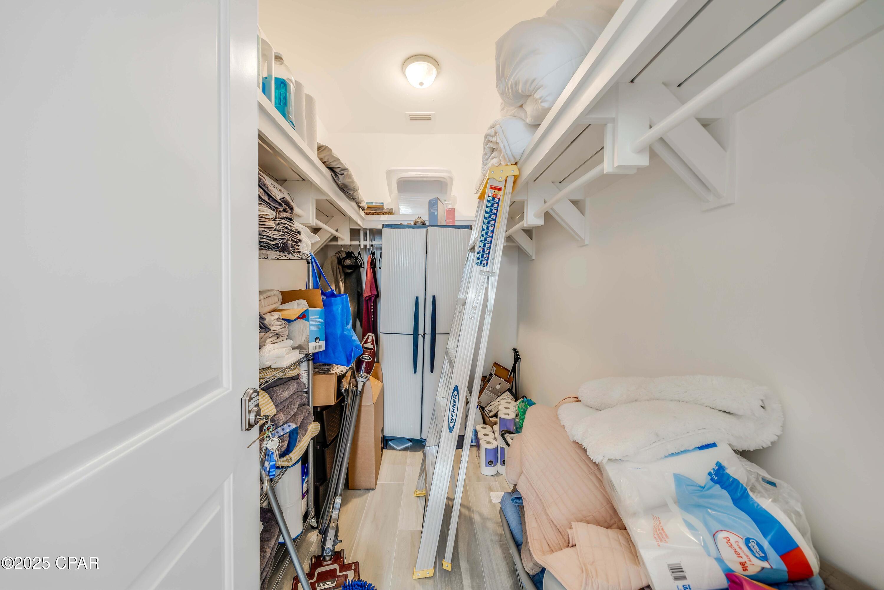 Poqce6qdza V U4zdh_ntl8qstrgazqc9dqukhmqn3c