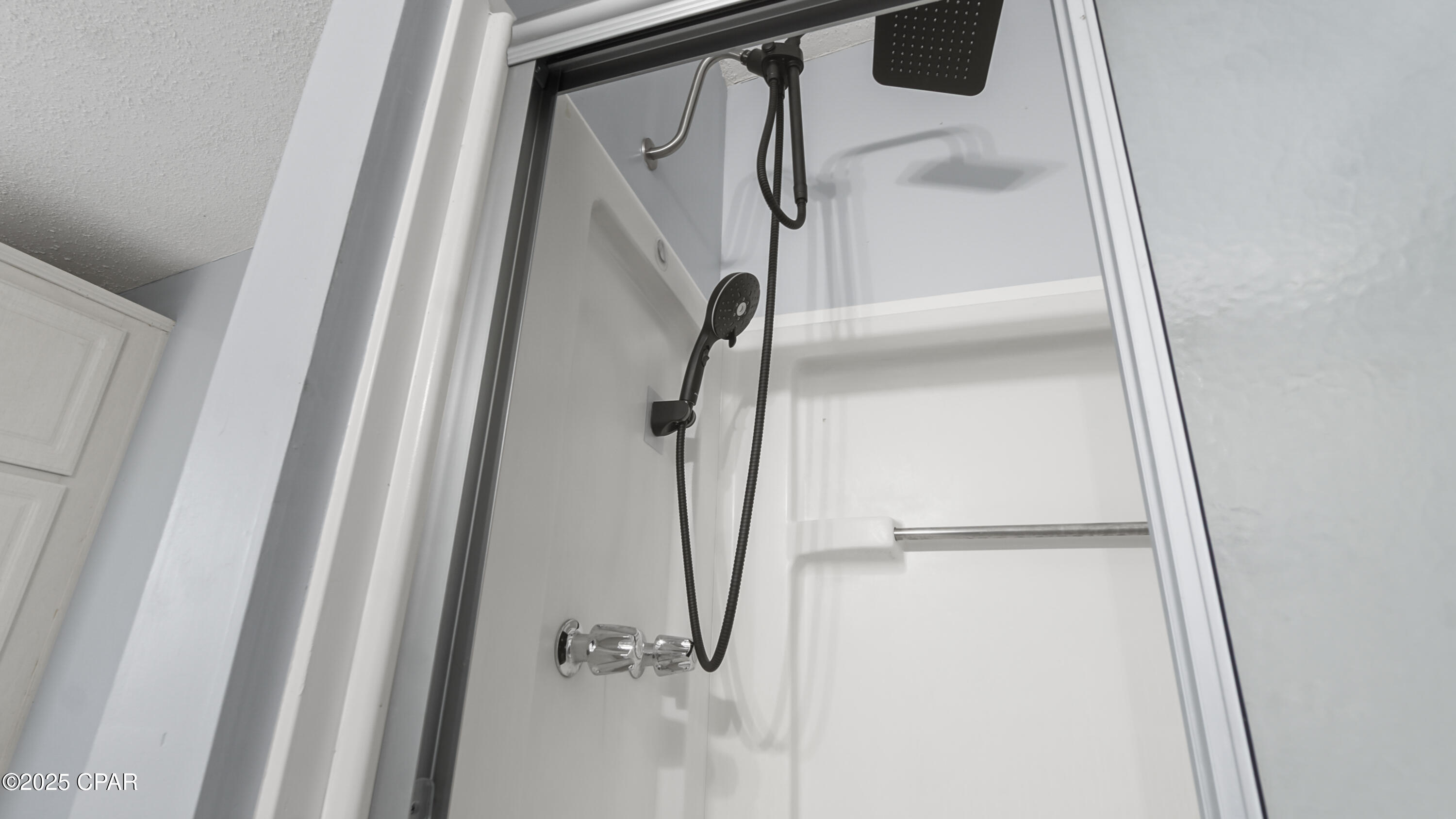 Rgvlw_0n9r9gts2qbss Bdj1ynu0r1mizaprhzljm_k