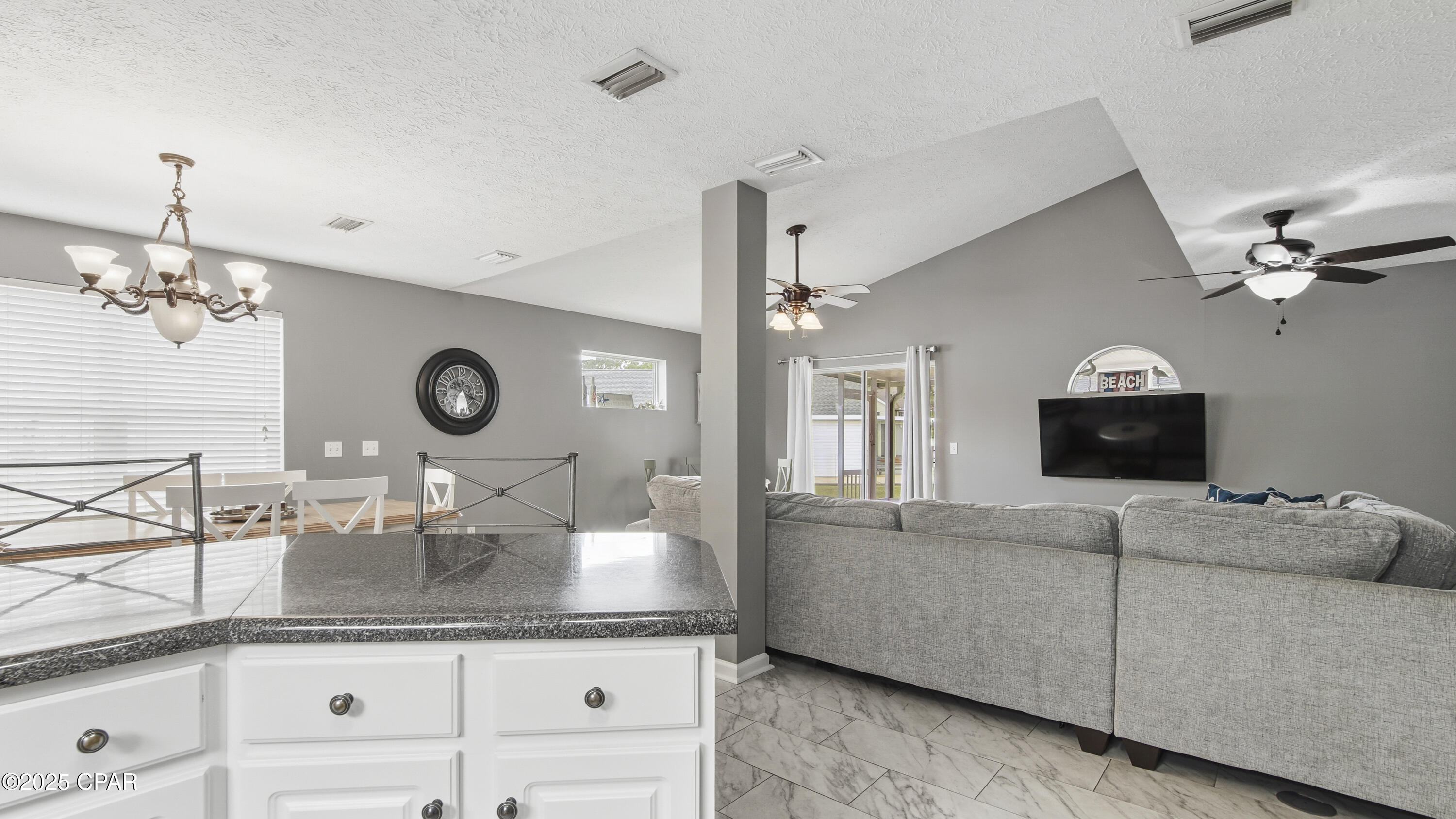 Dqxnexlm6kliz3iz55efxclfeupvvhxsf9biyeiqwnk