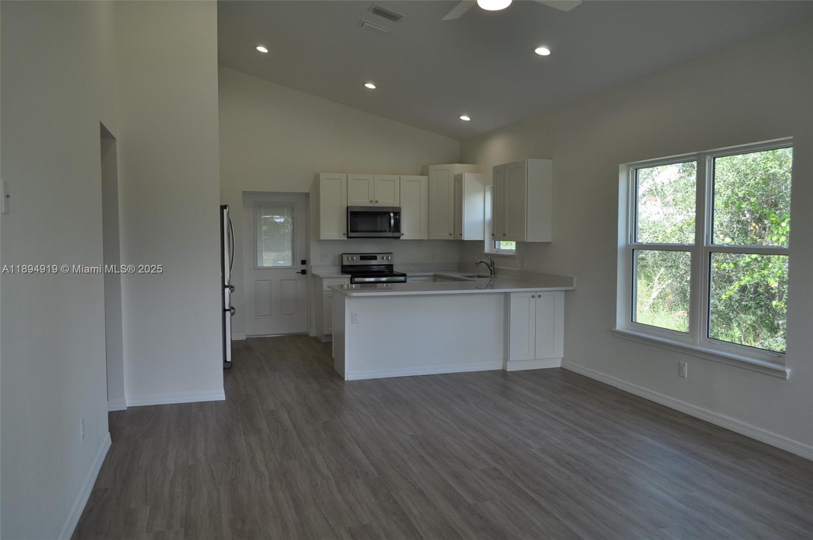 Property photo # 3