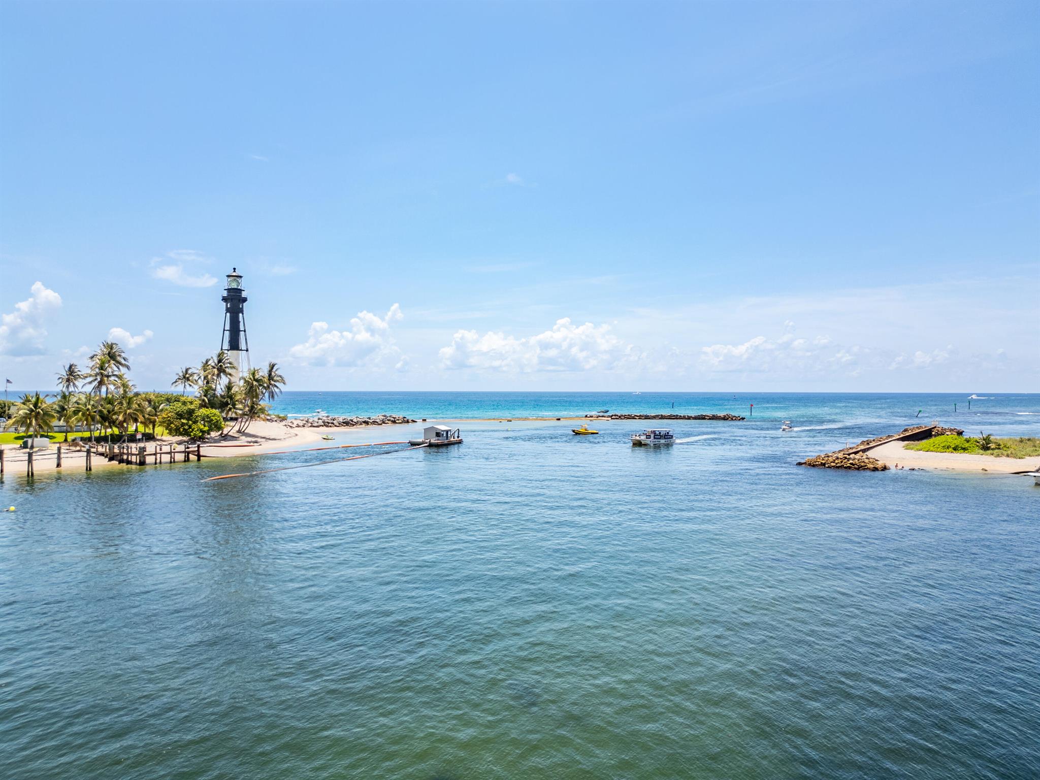 Hillsboro Shores Executiv