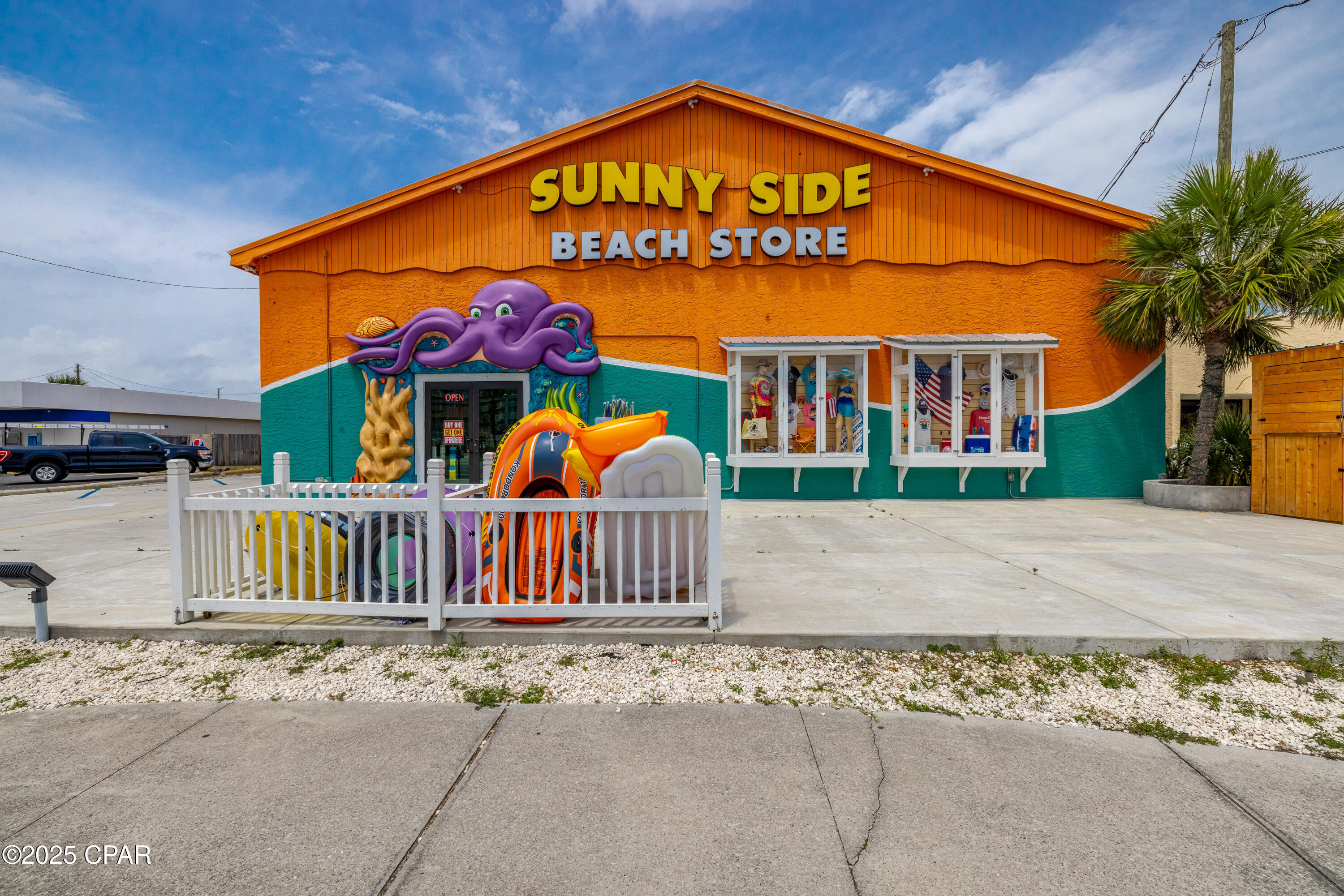 Image 1 For 6908 Thomas Drive