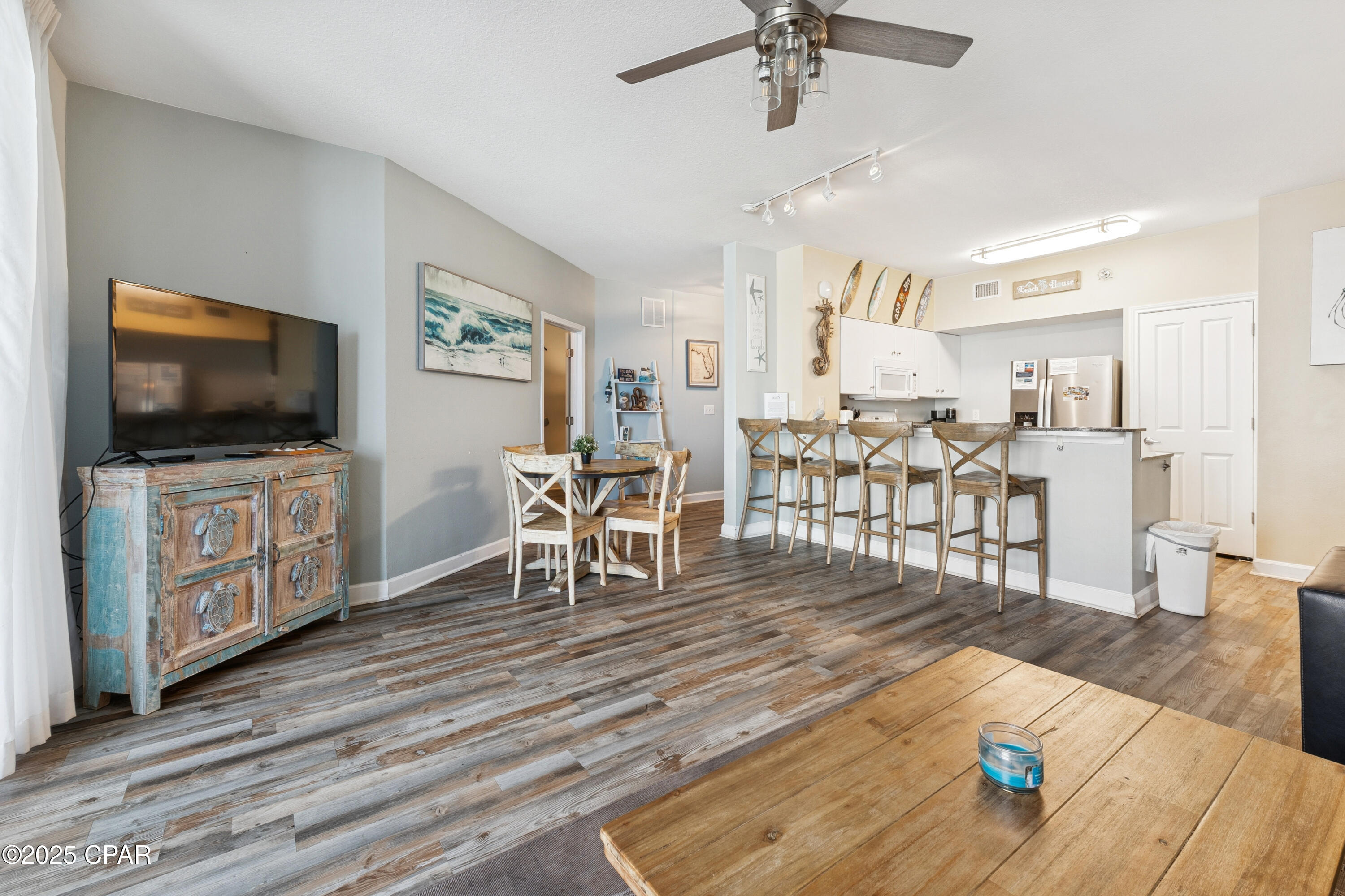 Tiidcdp_shif97m Chzipb0k5ys4y Aplxaiwu Hsbi