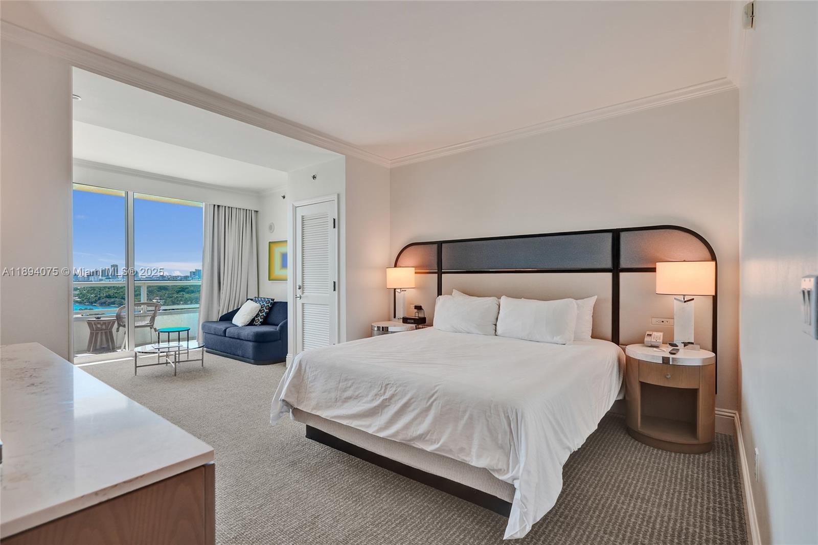 Fontainebleau II Condo