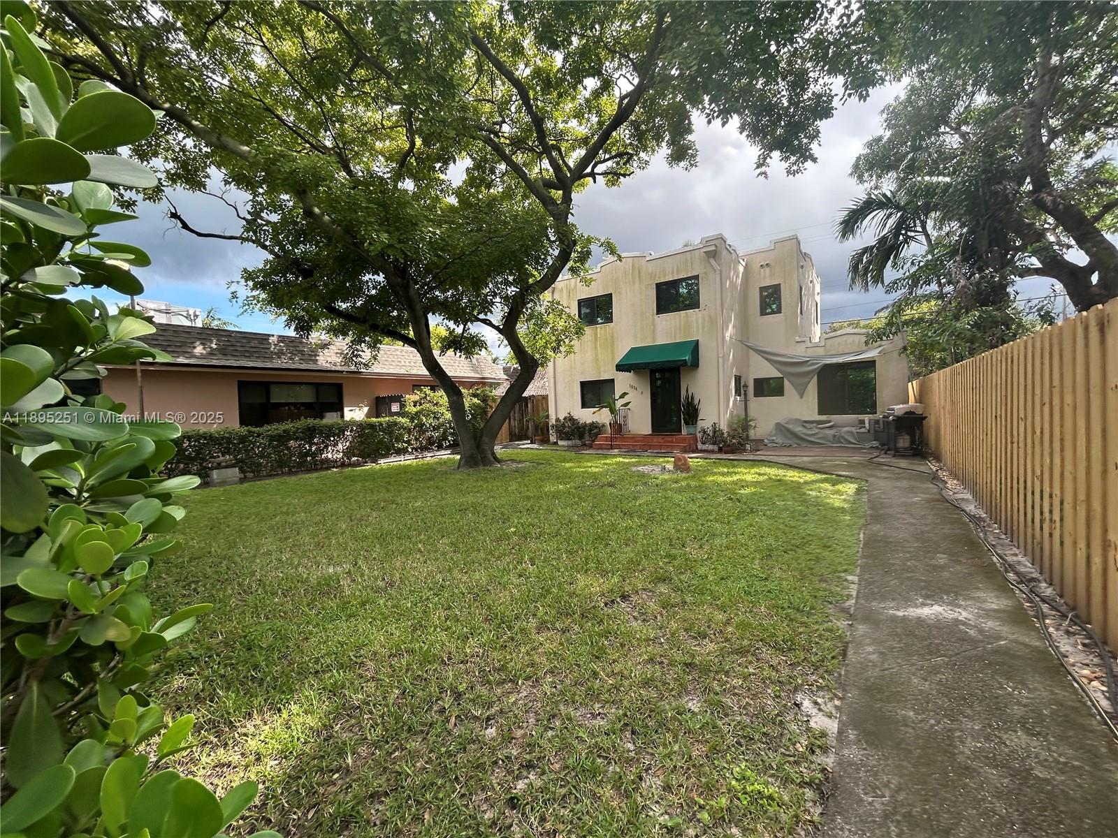 Property photo # 0
