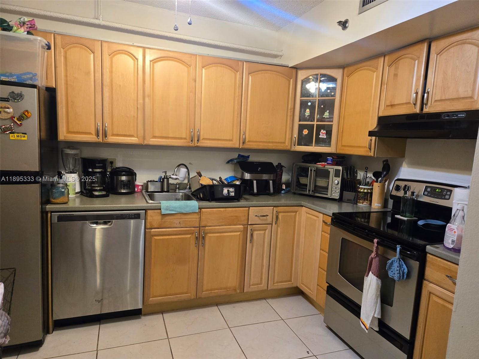 Property photo # 0