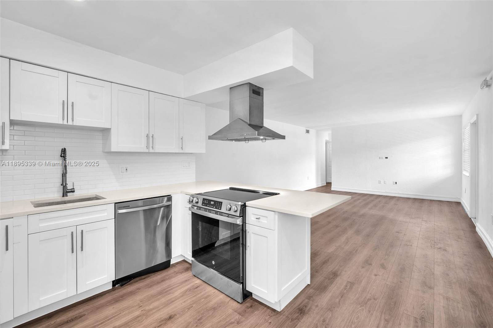 Property photo # 4