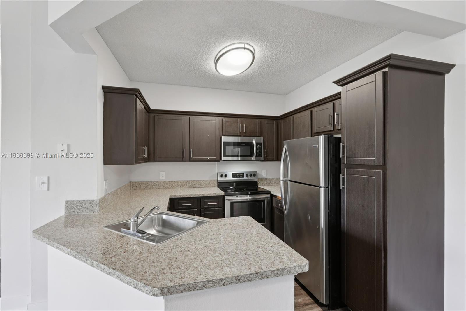 Property photo # 8