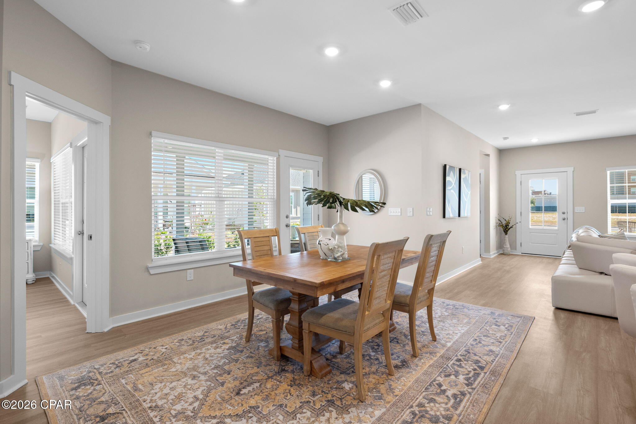 89h03 Azxjn Bavbcihzl7hn095jkr8g7vblifl8mb4