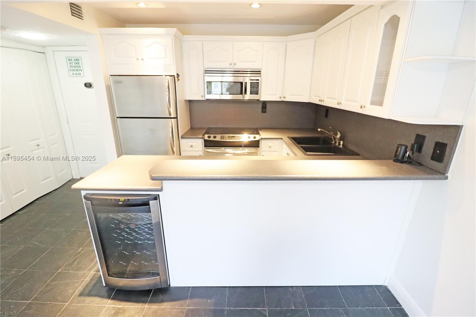 Property photo # 8