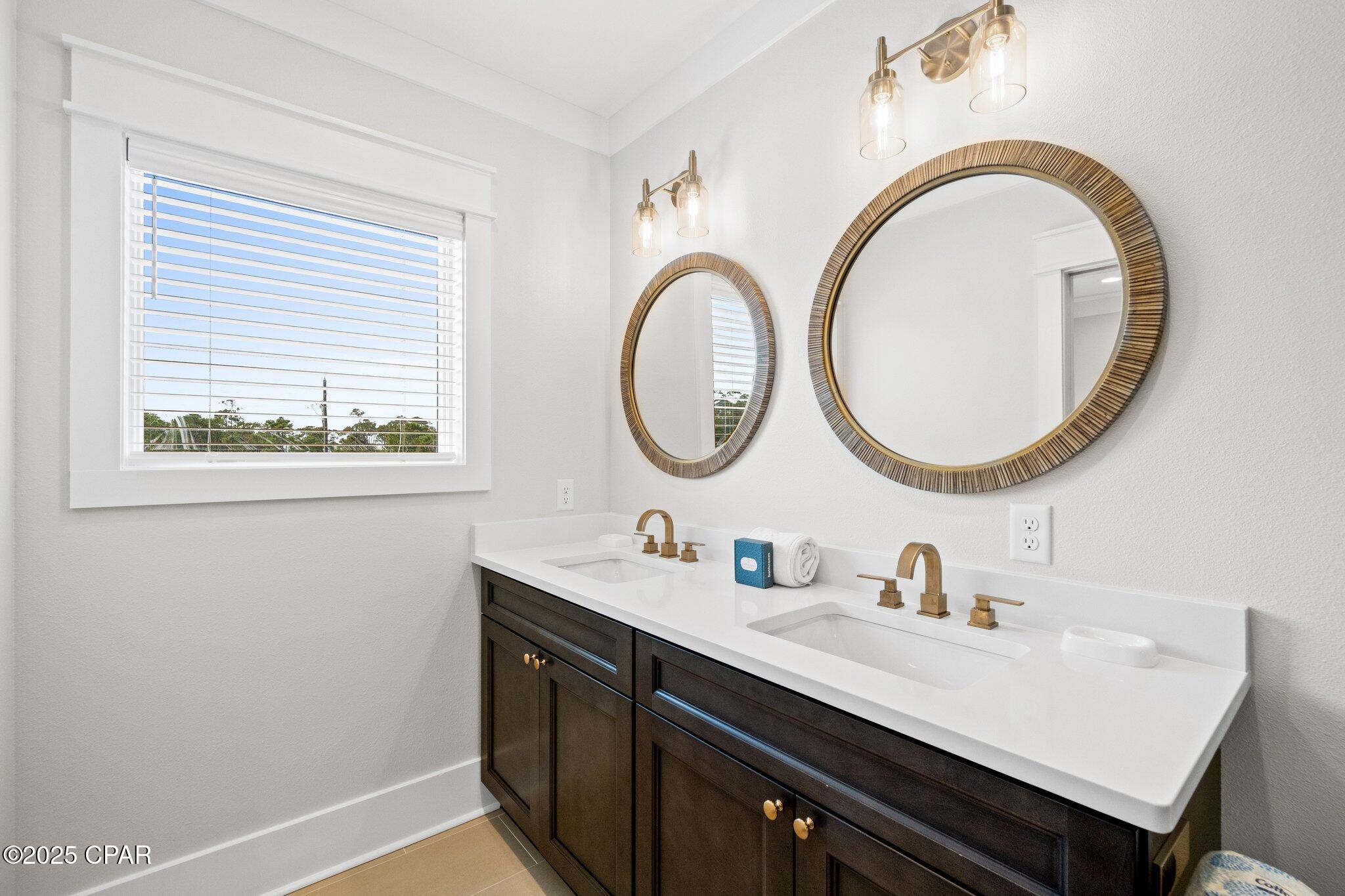 Phd2_a2wb 807cna2sneq_9q5qkaqyau I9_iishbs8