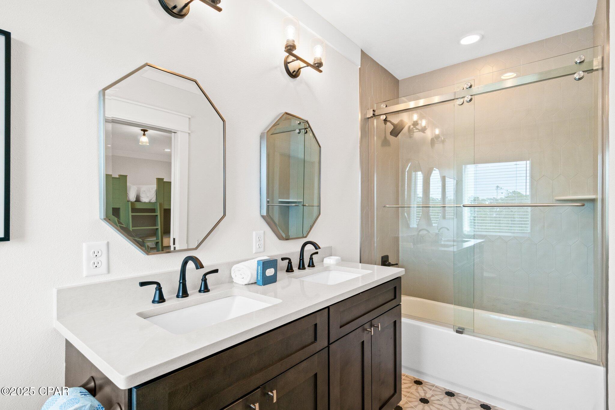 Msdbguzgqd7_pv1mkzaywixgtvys_ngcuwdote44dy4