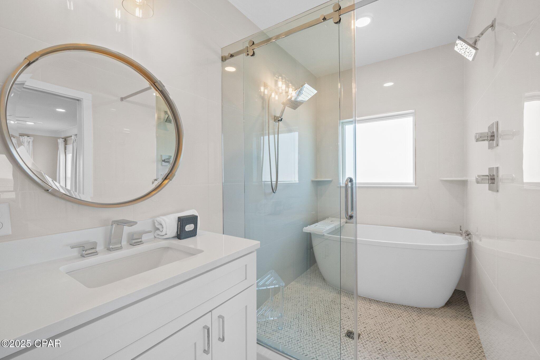 Wice4mfqm1kuj0acd3wwm2oc1cfg Jx0e89_ube23io