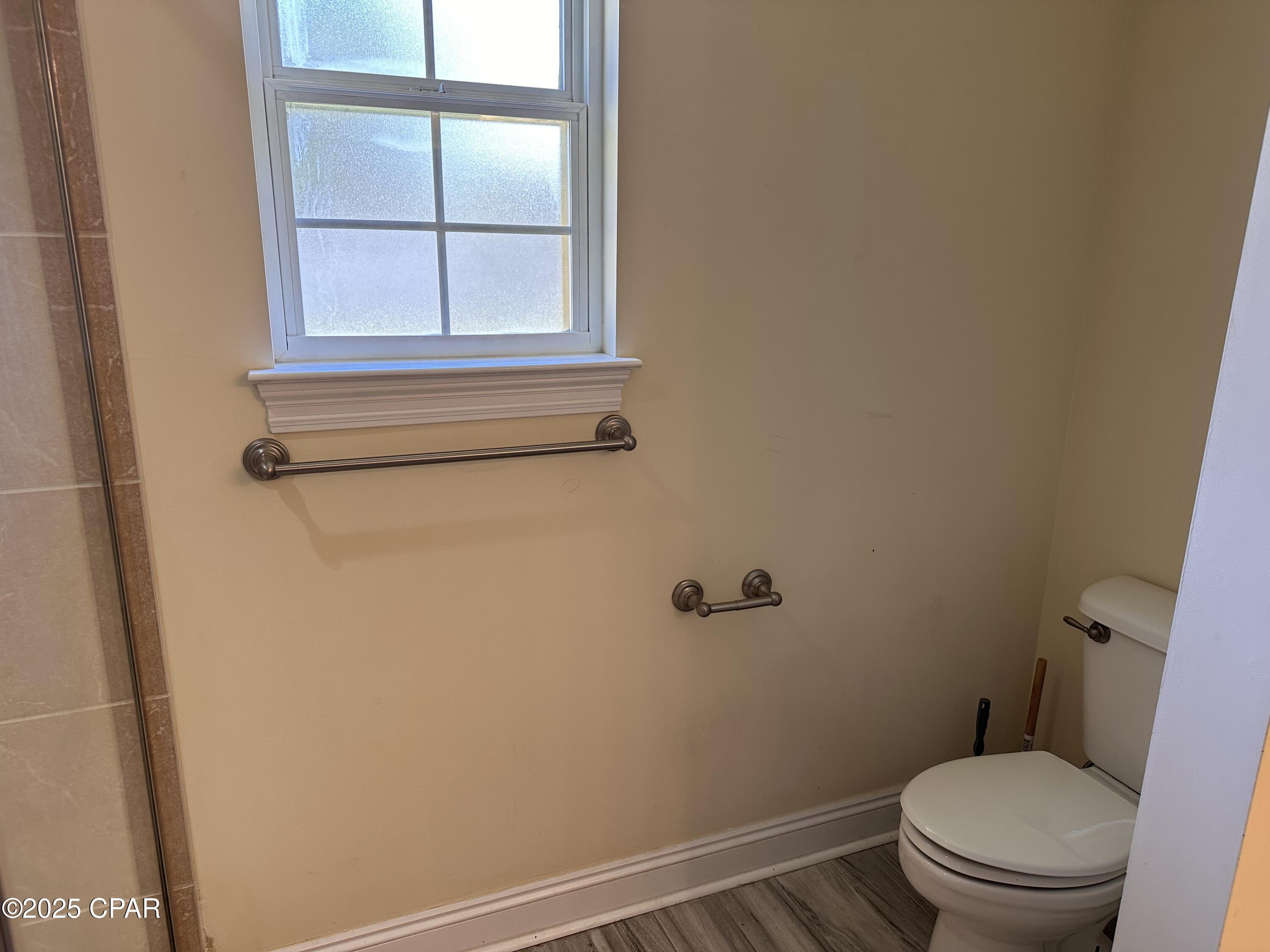 Fvdkus0n5d_ Ihk_sgjjzvc5jifmgae7sczsq5hb5qu