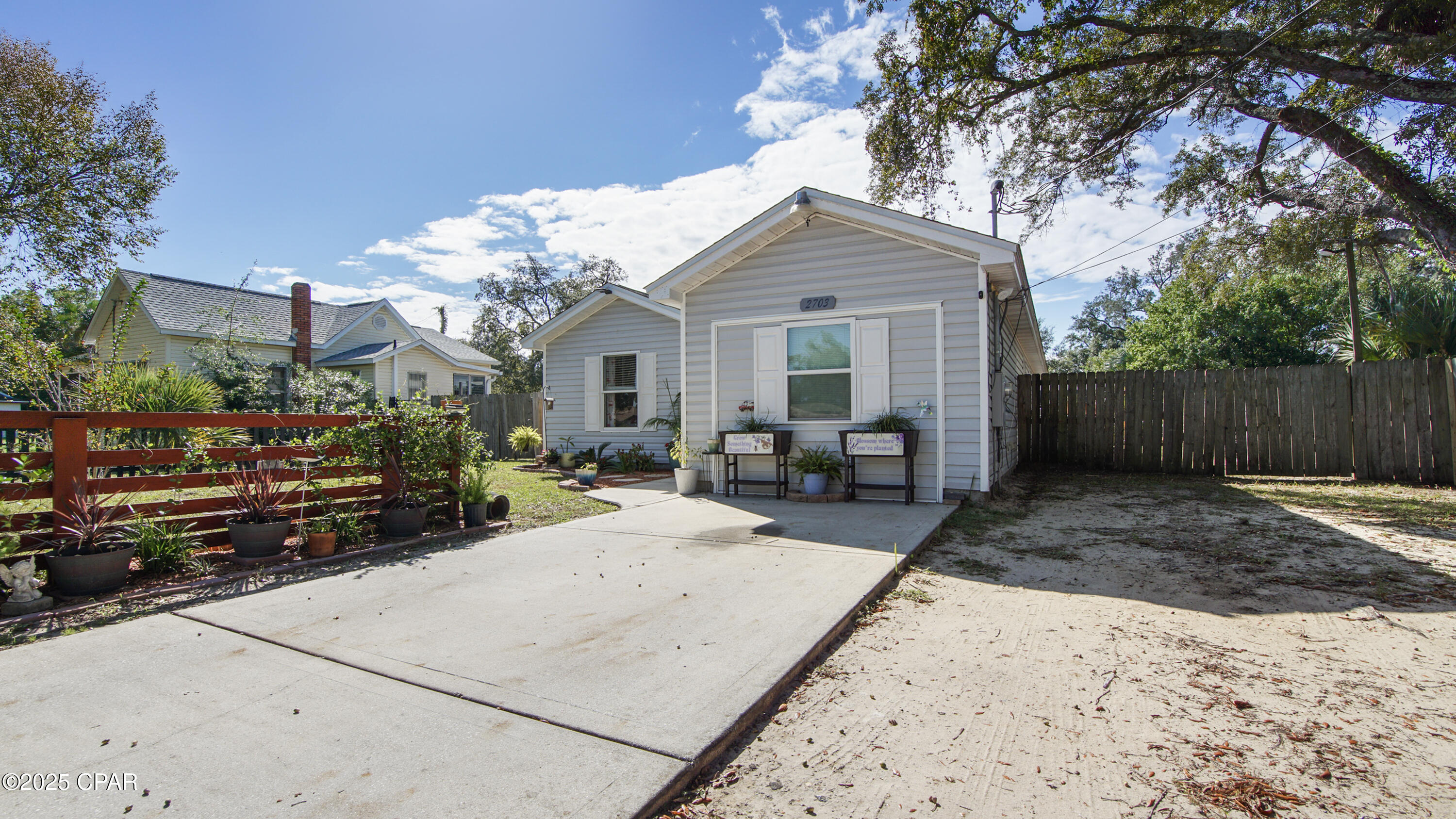 N Fnj7ltwcgmjjqpm7me6wvypsbiyy_gszlcjvmtujo