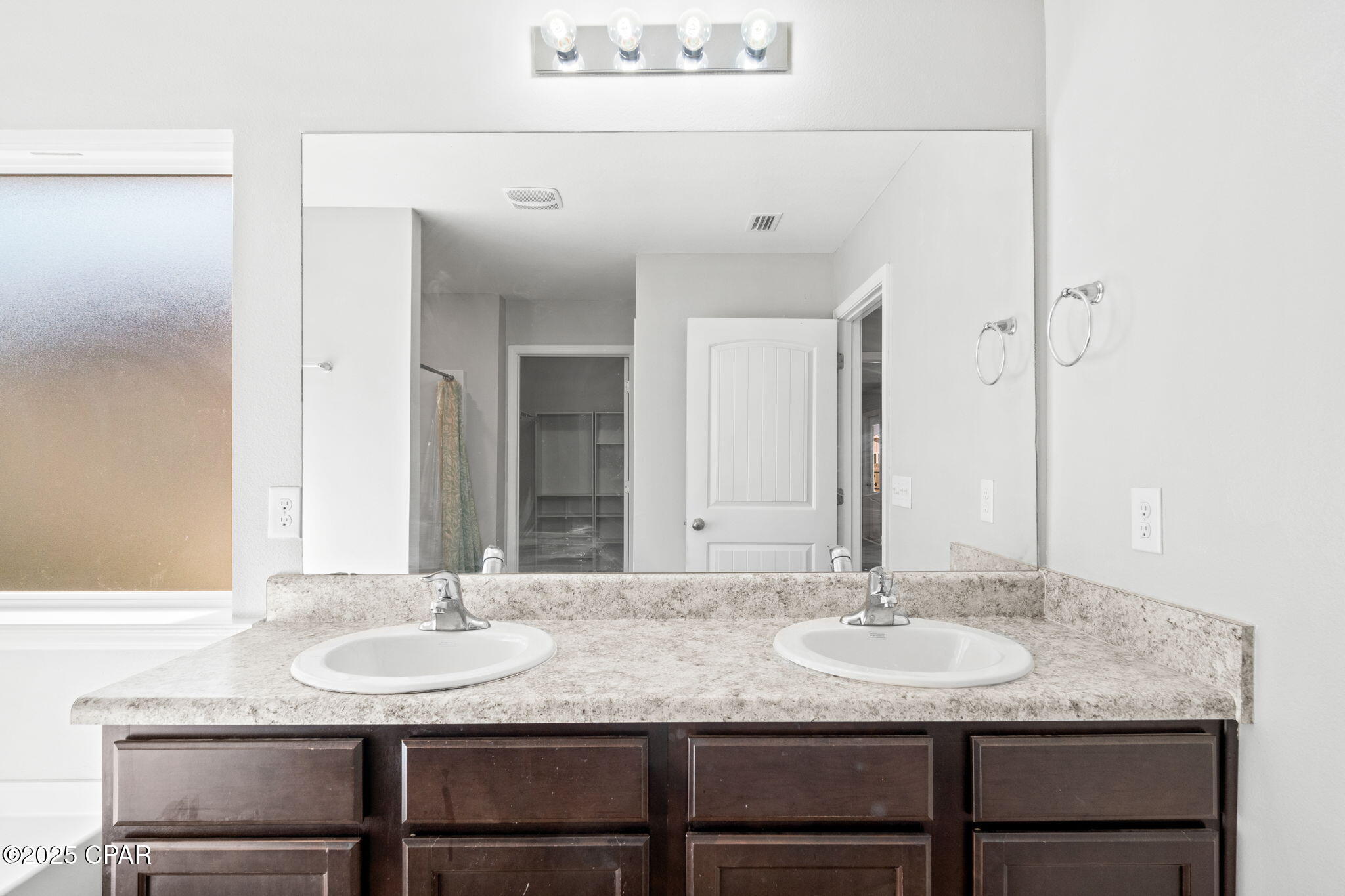 5q6dxktwrbaaglgessvwfp_7pvvzhicci51amcbpncm