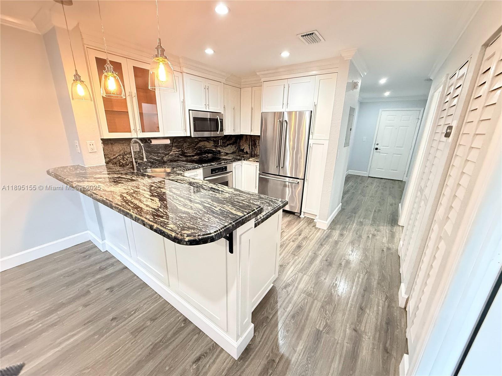 Property photo # 0