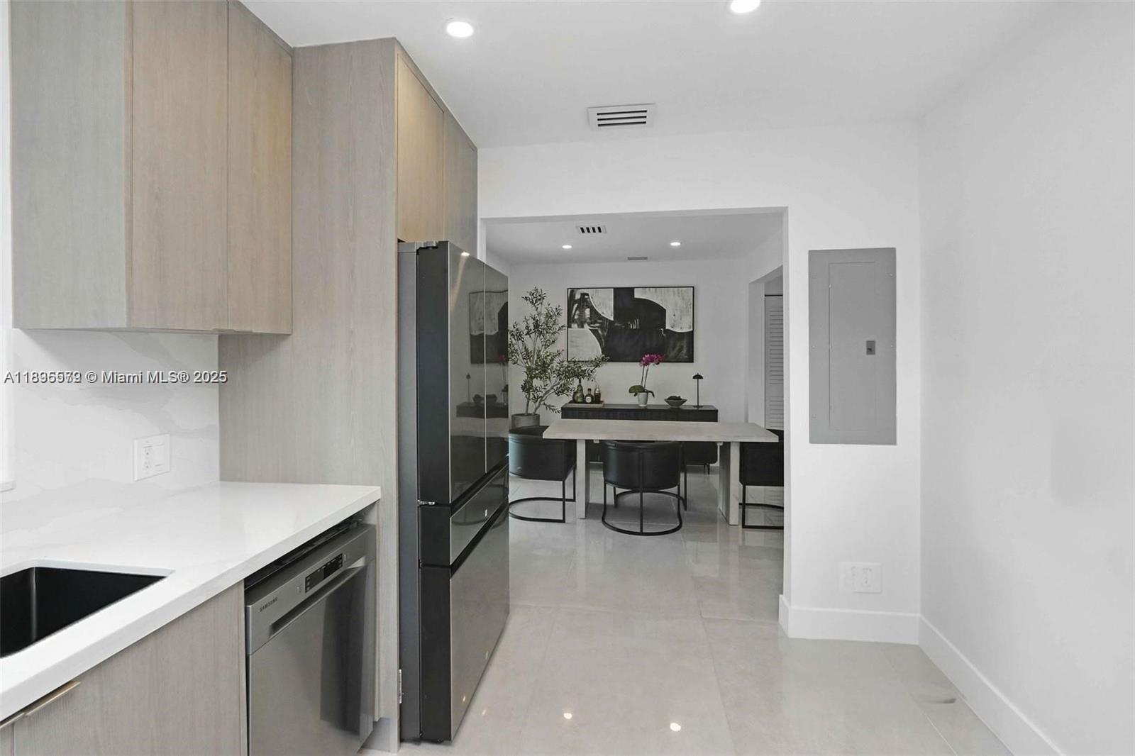 Property photo # 7