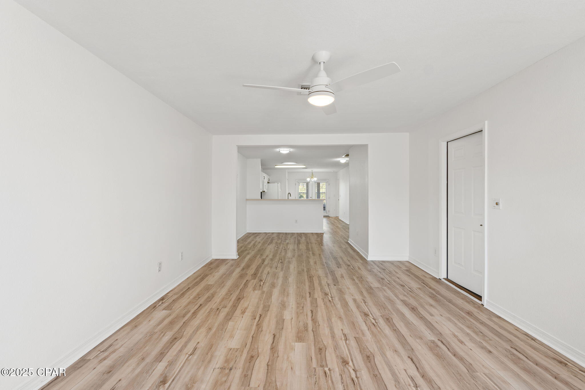 Lyomno Daf6hr2ufydou3m4061linhg5kghx9qokc4m