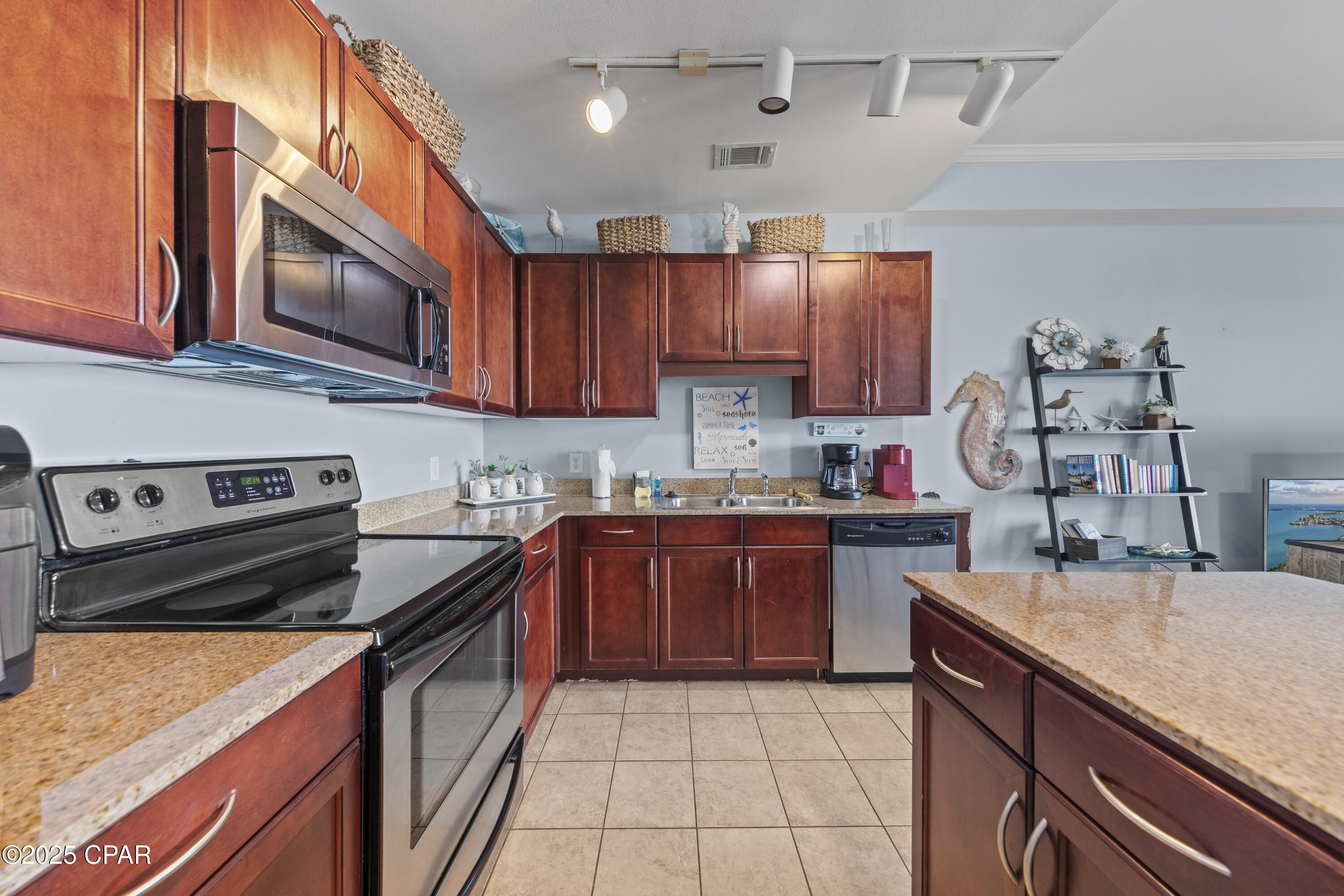 Hommp3jtejskjtg9wzyjm6ga_weeqalmc3lqlsxqch0