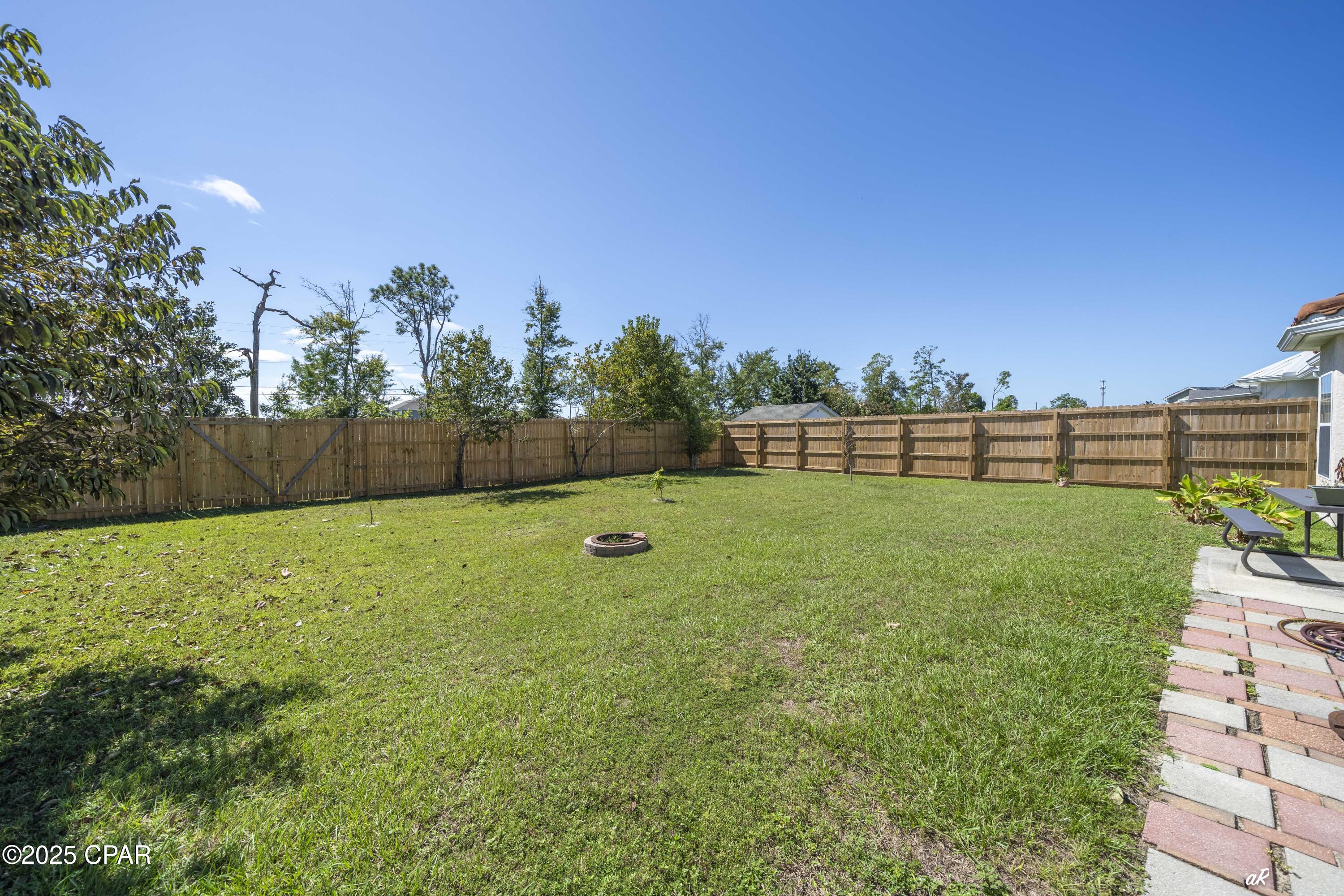 _khmr0xblxd6zlrscmkndc1swhwpjia4ike3g3kgk_i