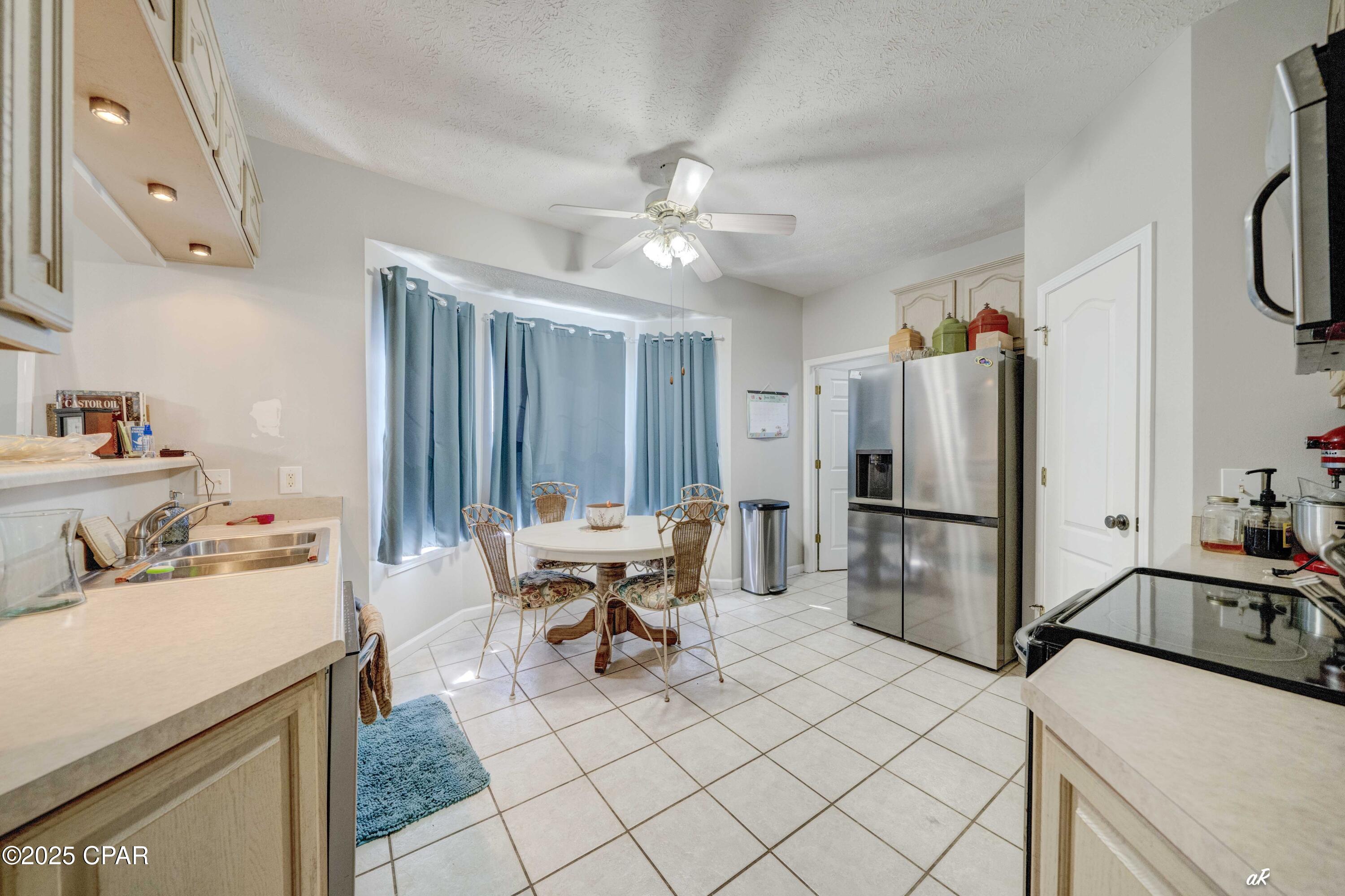 E2thy8gzihxgybbi1tx_rlyrhxd2vapgmbw4uaenuuo