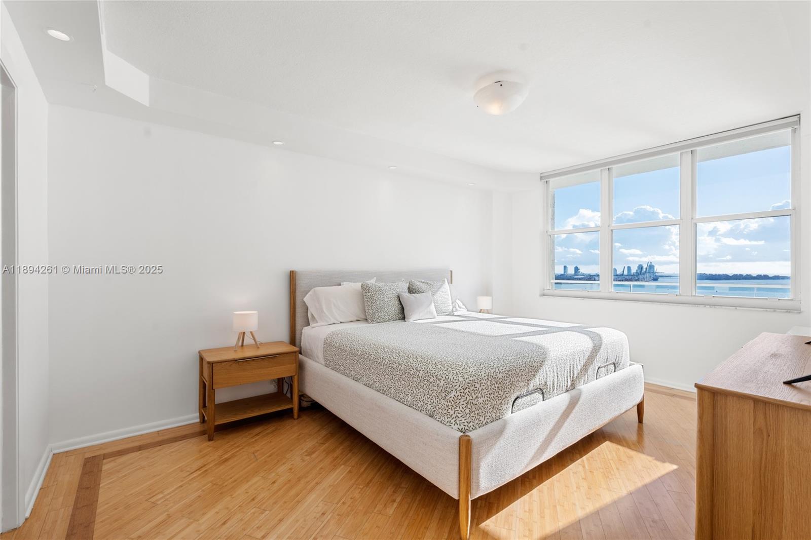 Property photo # 7