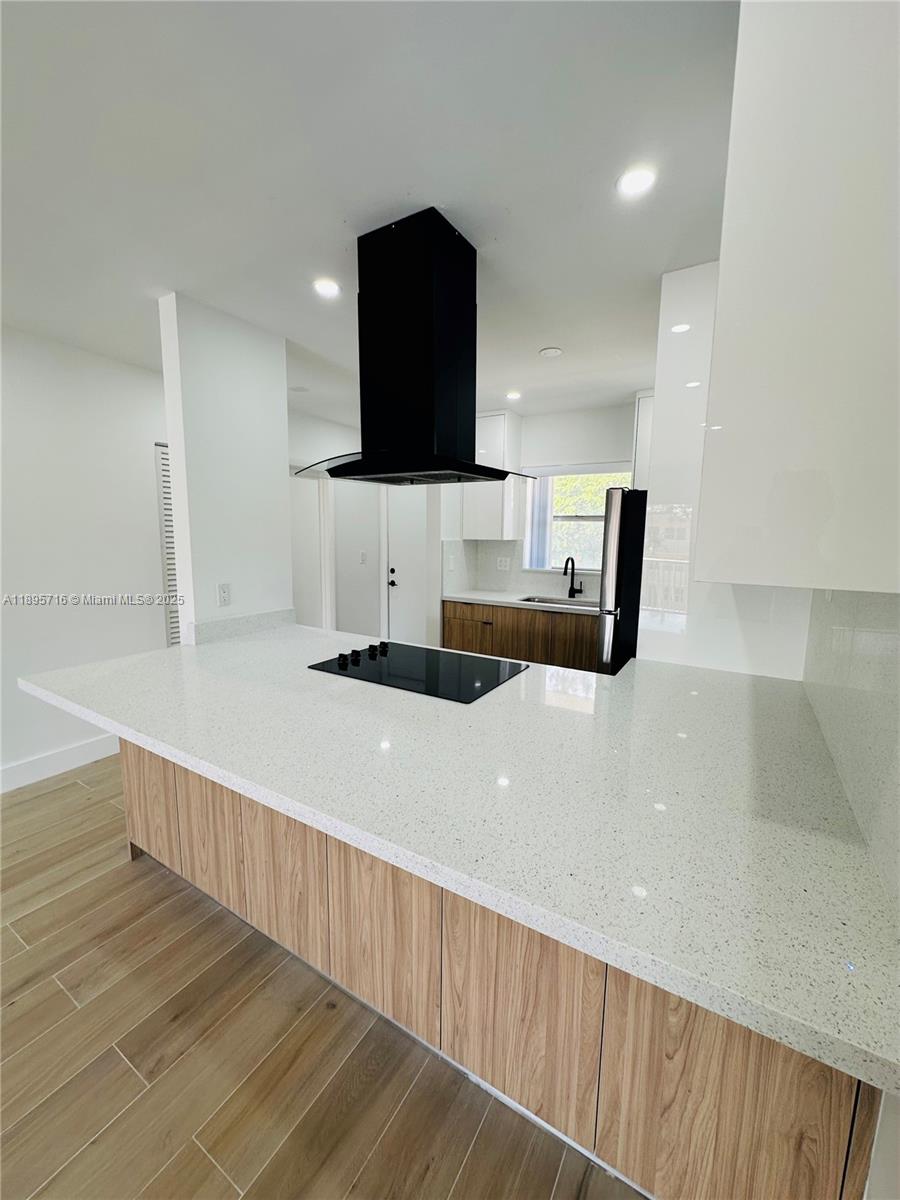 Property photo # 8