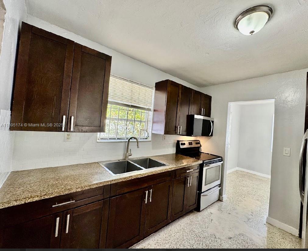Property photo # 0