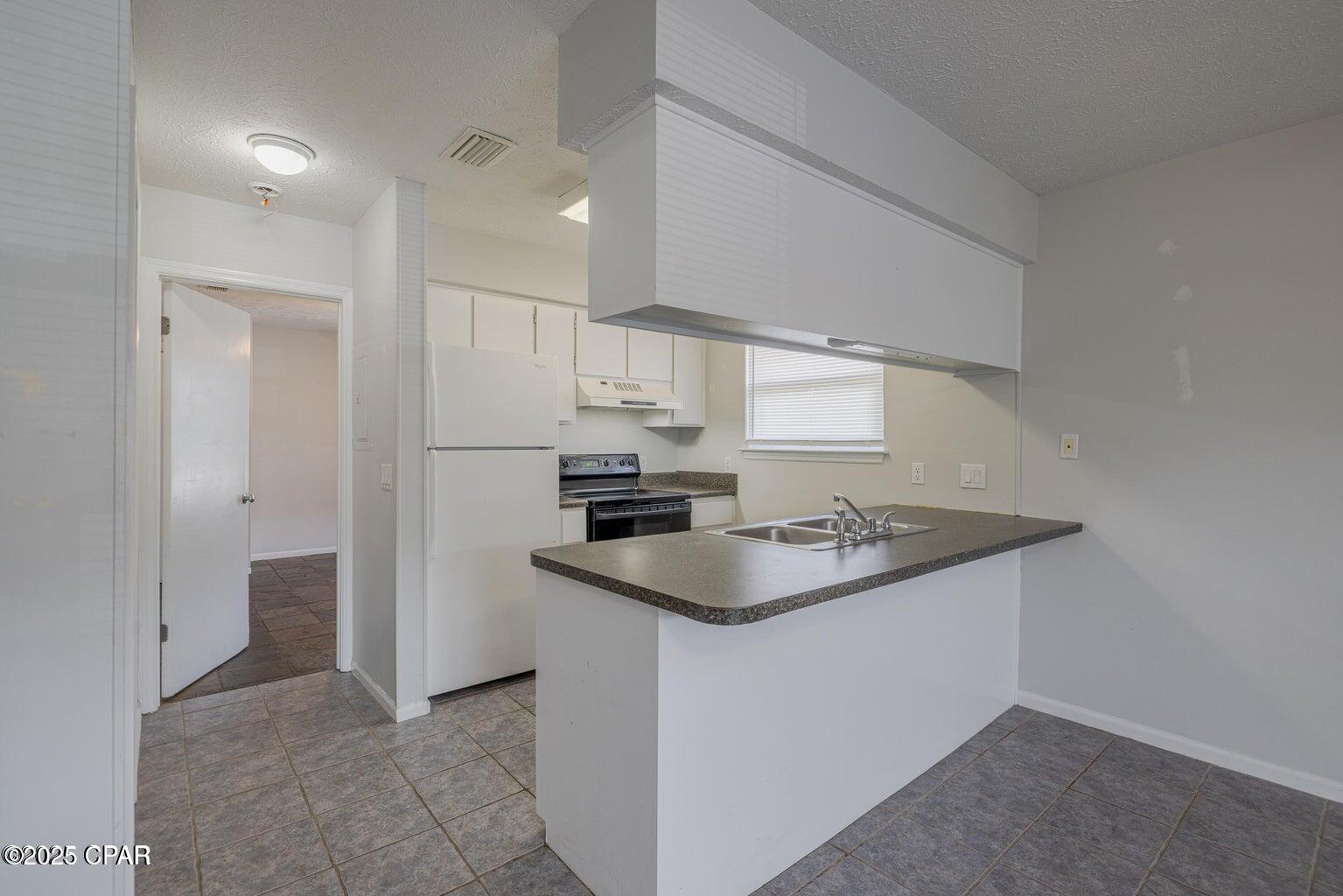 Vdqsttxfdy2zrzwlxopq1vdziywhzig_h73qkb4uolw