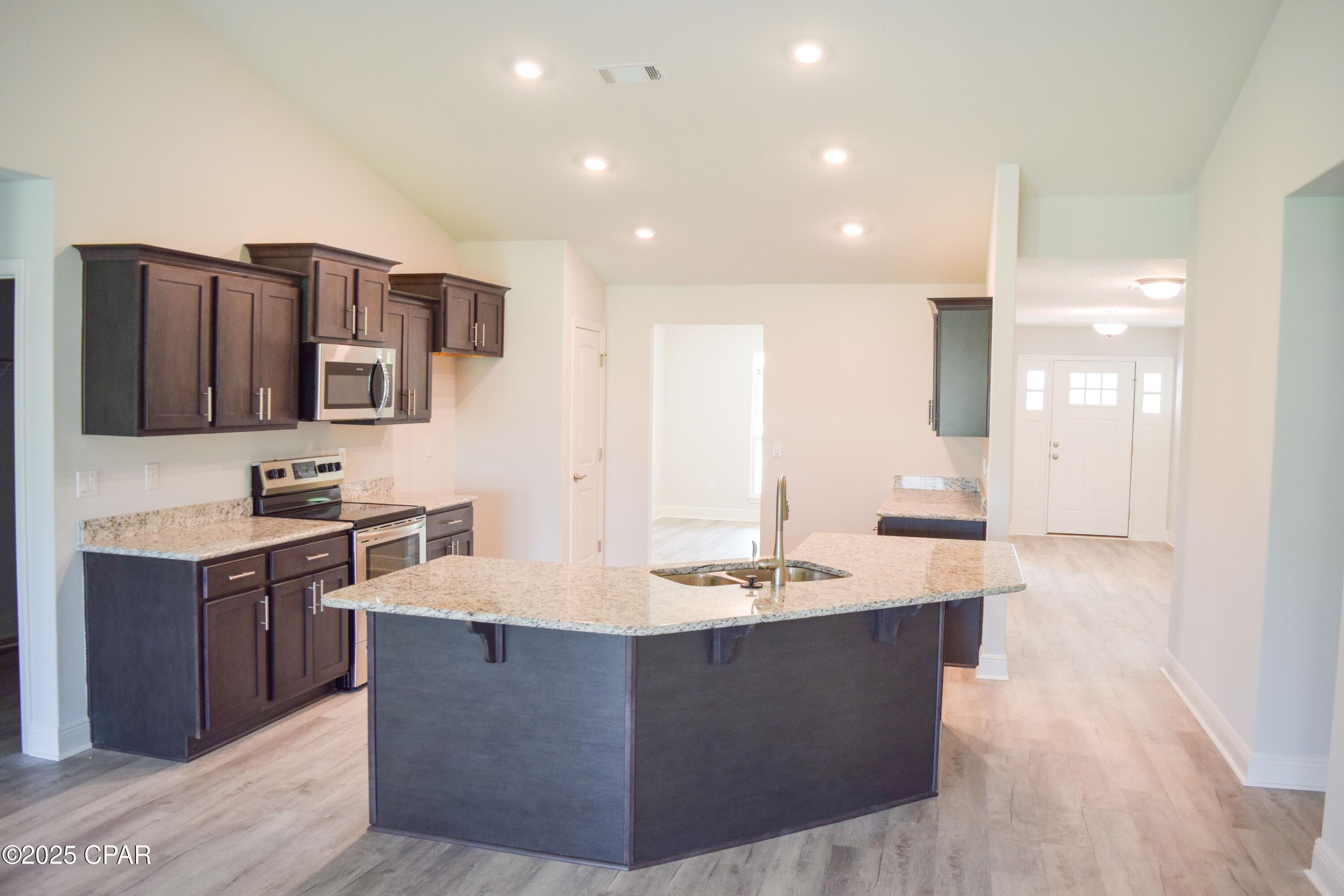 Image 21 For 9851 Summer Creek Drive