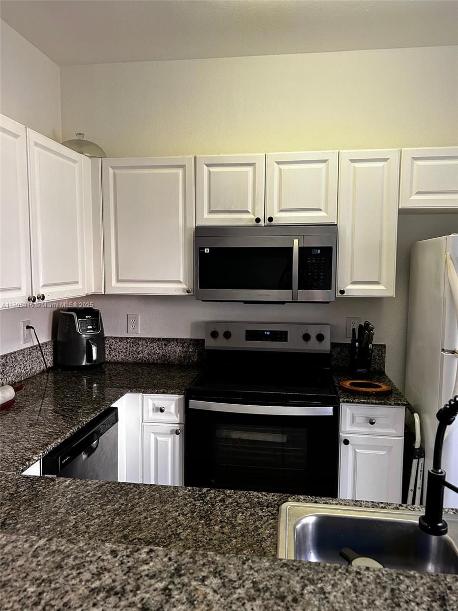 Property photo # 6