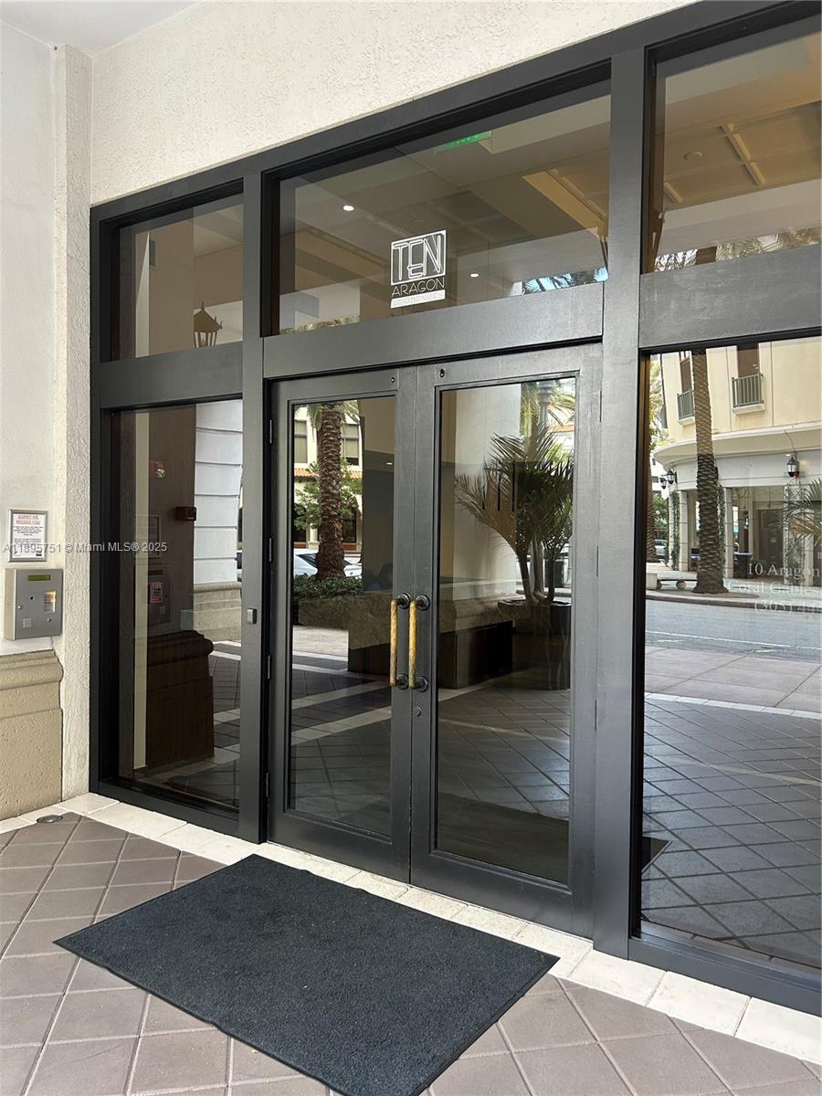 10 Aragon Ave Unit 814, Coral Gables, Florida 33134