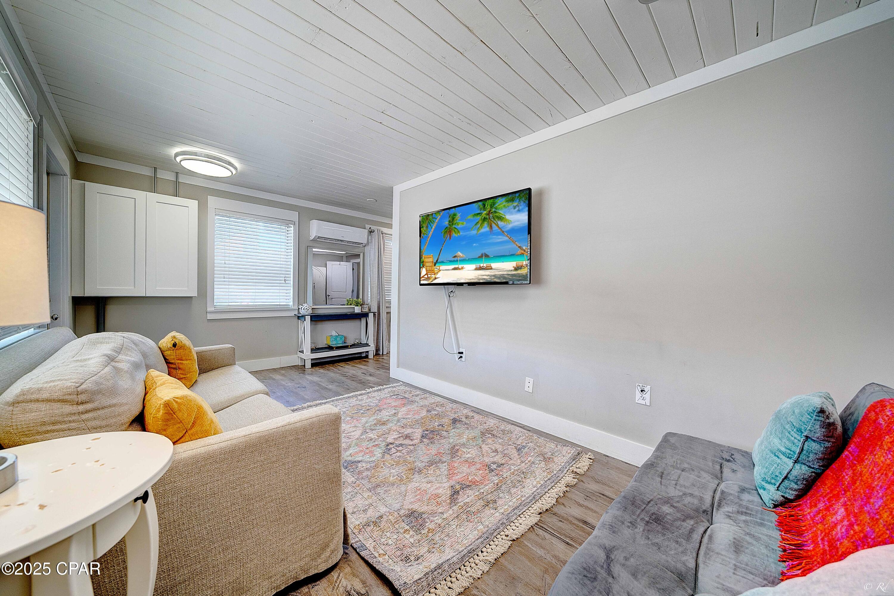 J72hqp82id0kqrsdh9hpjppmeasshwxpqj5lmxfjoqm