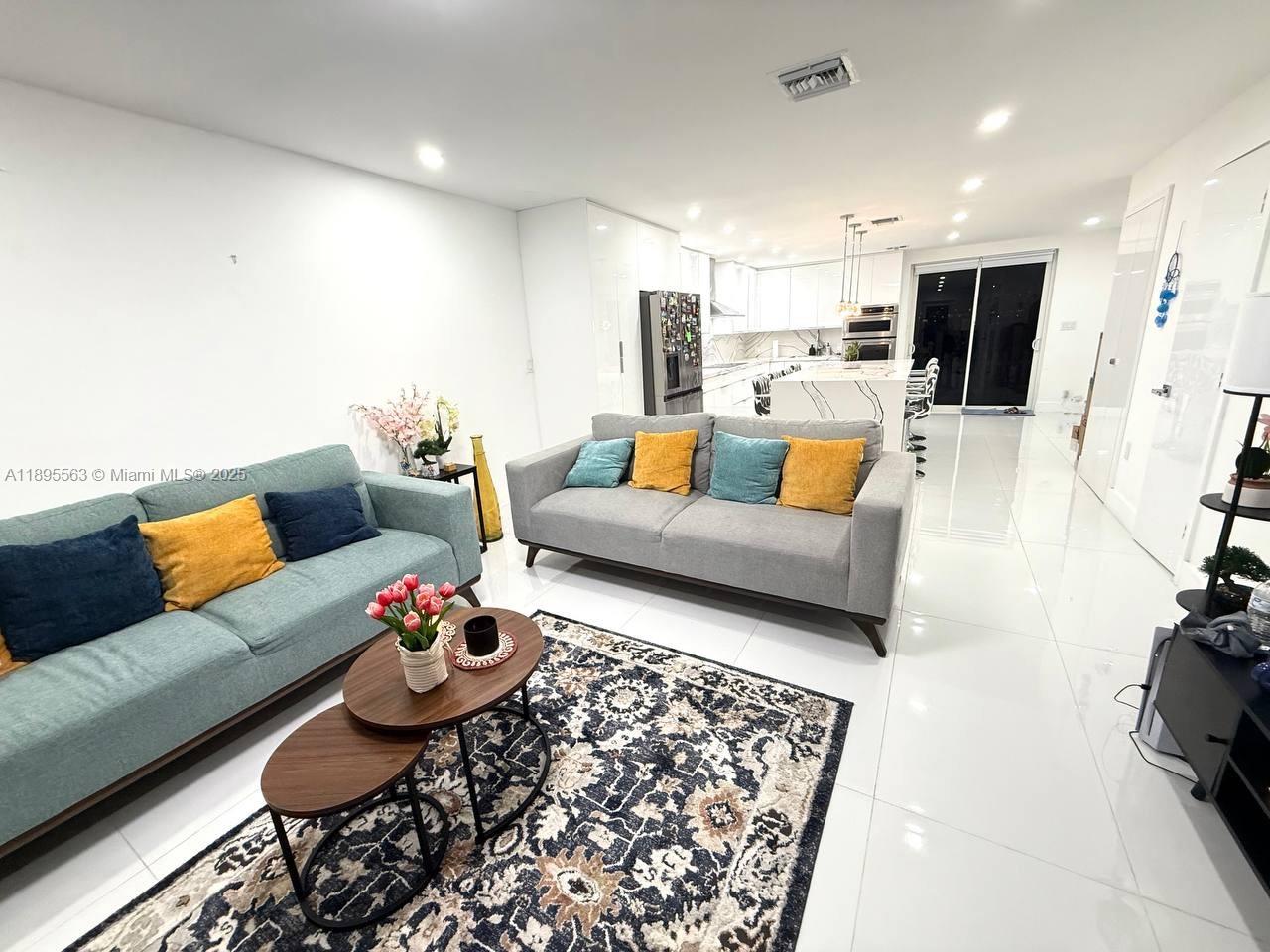 Property photo # 9