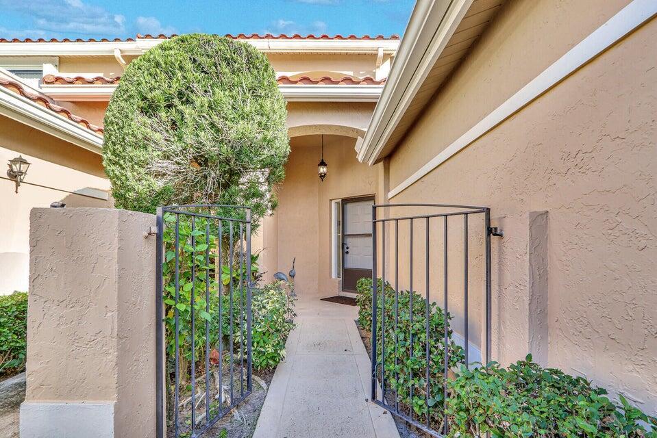 Image to showcase the property located at 858 Windermere Way