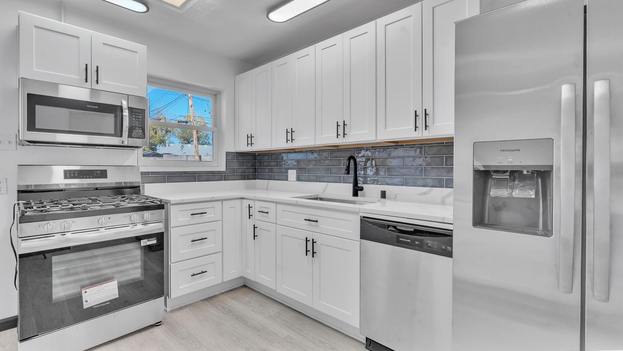 2057 VIRGINIA STREET NE, ALBUQUERQUE, NM 87110  Photo 10