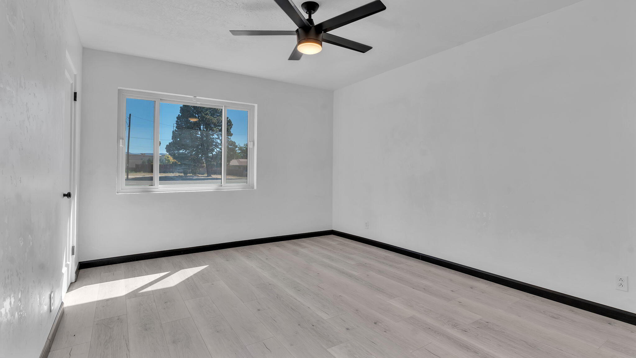 2057 VIRGINIA STREET NE, ALBUQUERQUE, NM 87110  Photo 20