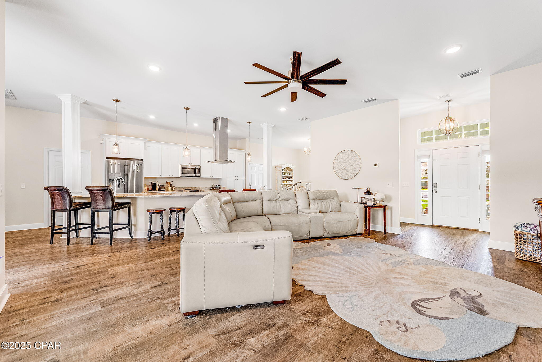 Image 12 For 1107 College Boulevard