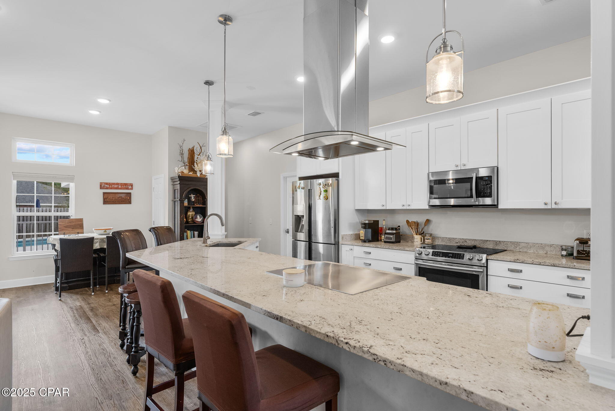 Image 15 For 1107 College Boulevard