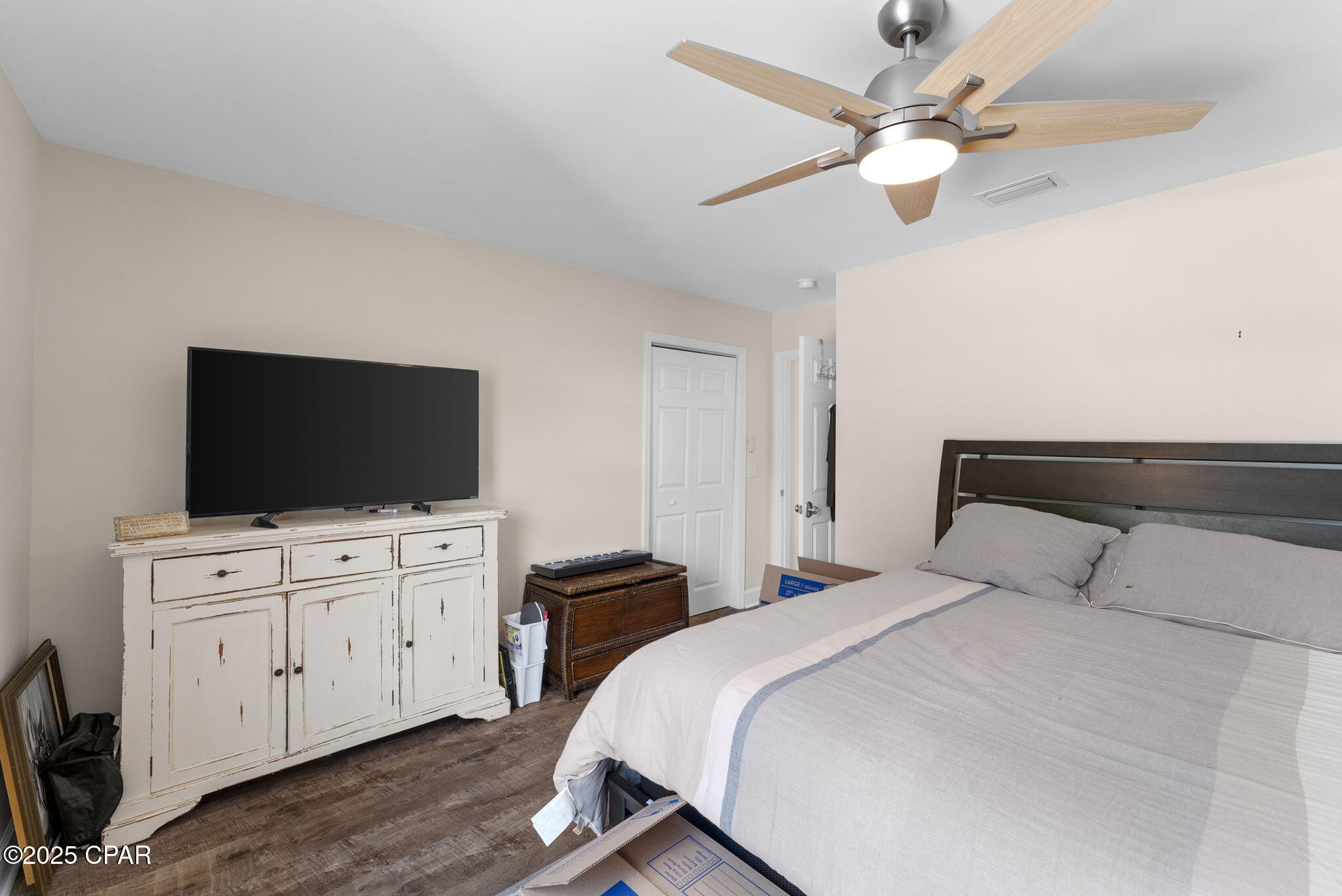 Image 38 For 1107 College Boulevard